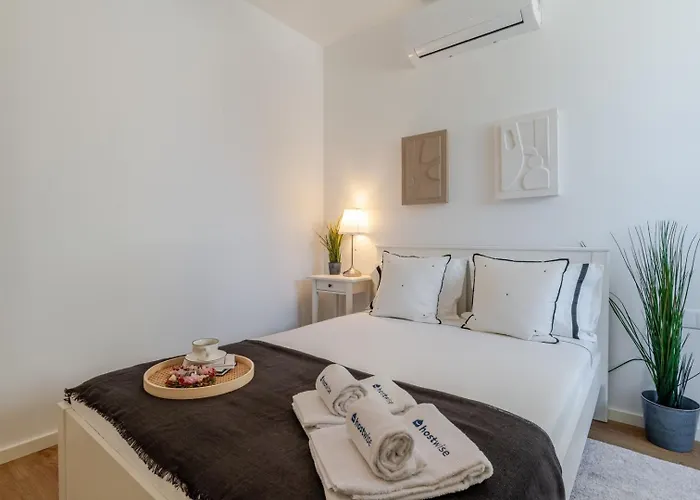 Sleek & Modern Flat W/ Private Garage By Hostwise